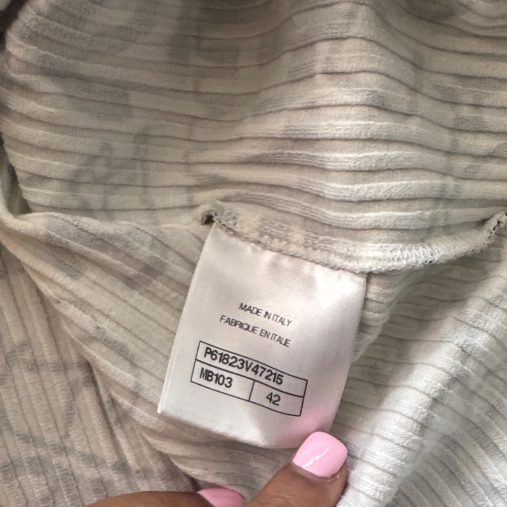CHANEL Monochrome Graphic Tank - Picture 7 of 8